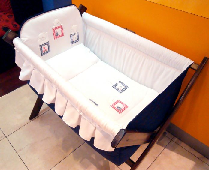 Catre de dormir Azul Marino con Blanco - 3 osos con cuadrito