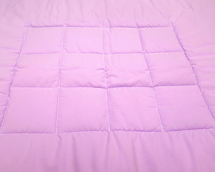 Acolchado de Catre / Moisés Lila Liso