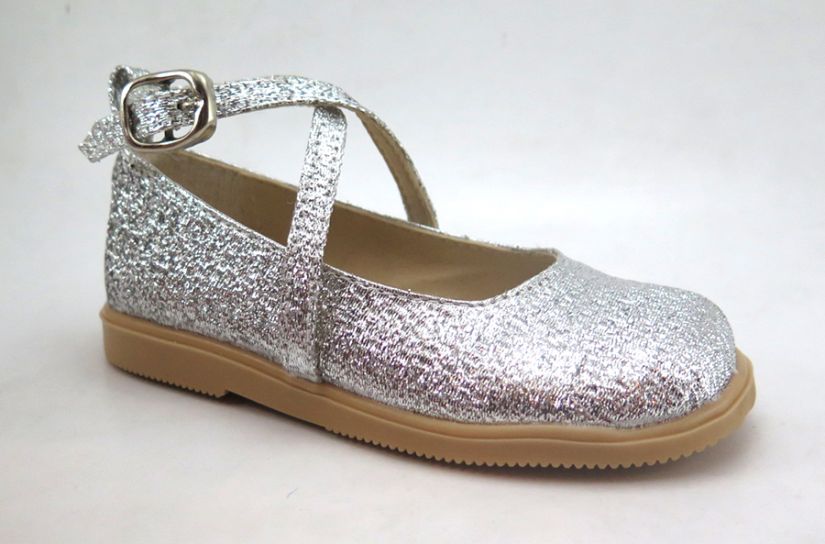 Balerina Con Pulsera Cruzada y Hebilla