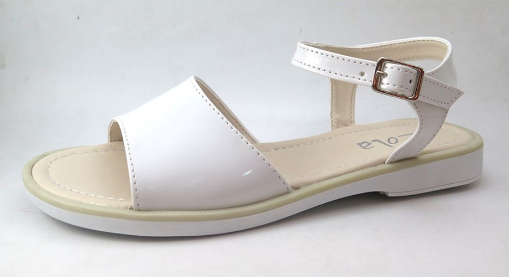 Sandalia Charol Con Hebilla