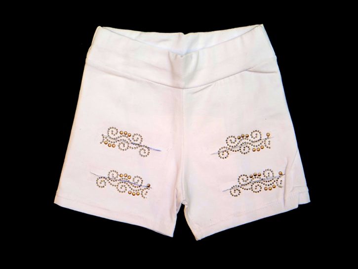 Short Lycra Con Tachas Y Corte