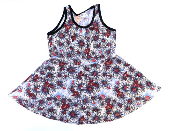 Vestido sin manga estampado con borde negro