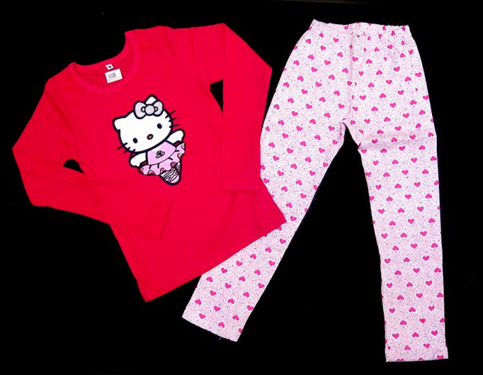 Pijama Nena Invierno Remera Manga Larga y Pantalon de Hello Kitty