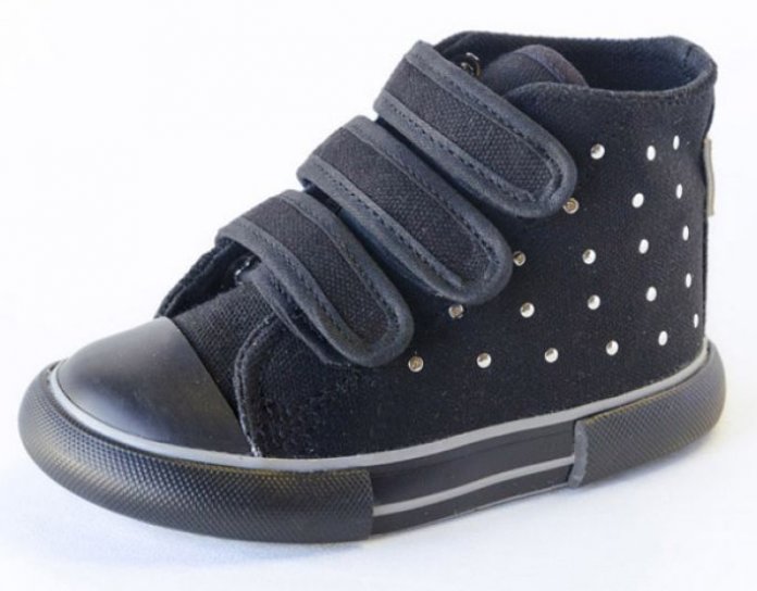 Bota Lona Basket con Tachas