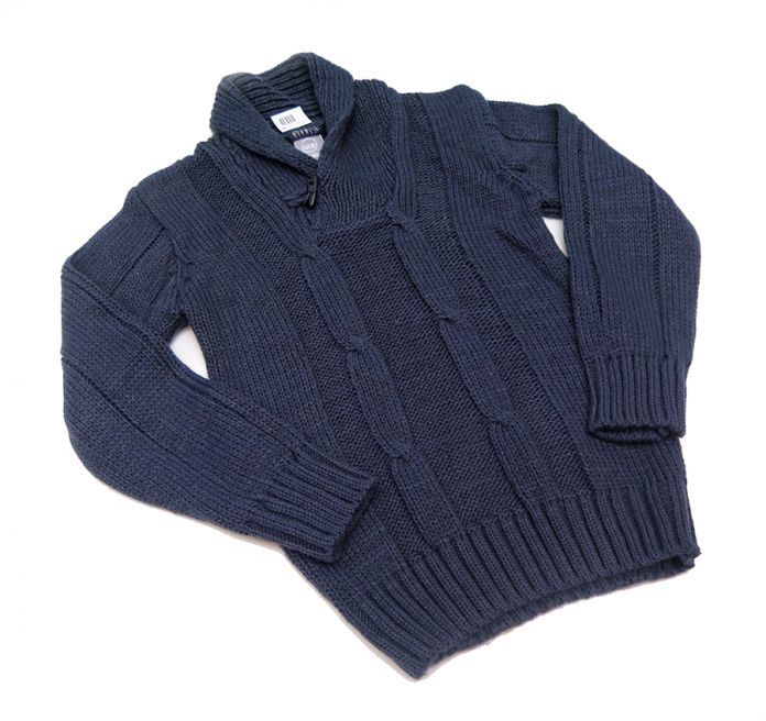 Pullover Con Boton De Madera