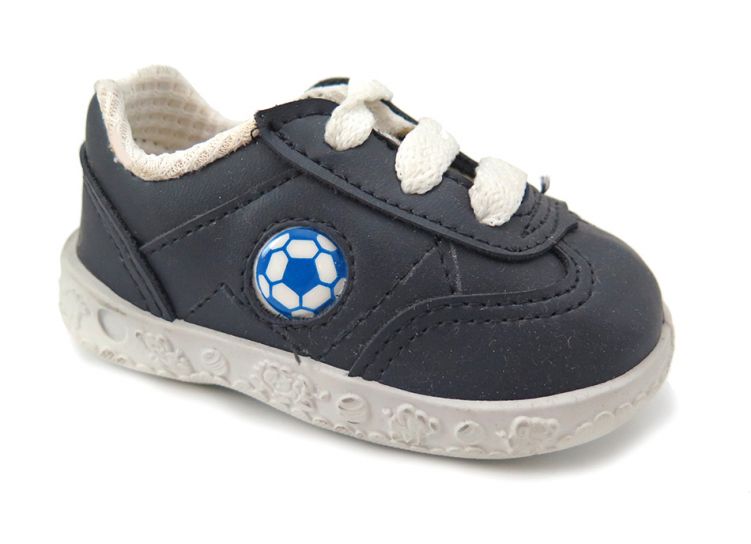 Zapatillas Con Cordon de Cuerina Con Aplique de Pelota de Futbol
