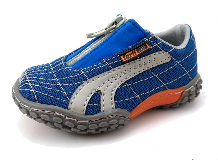 Zapatilla Con Cierre Con Costura