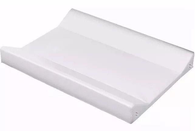 Cambiador antivuelco con forma anatomica flexible