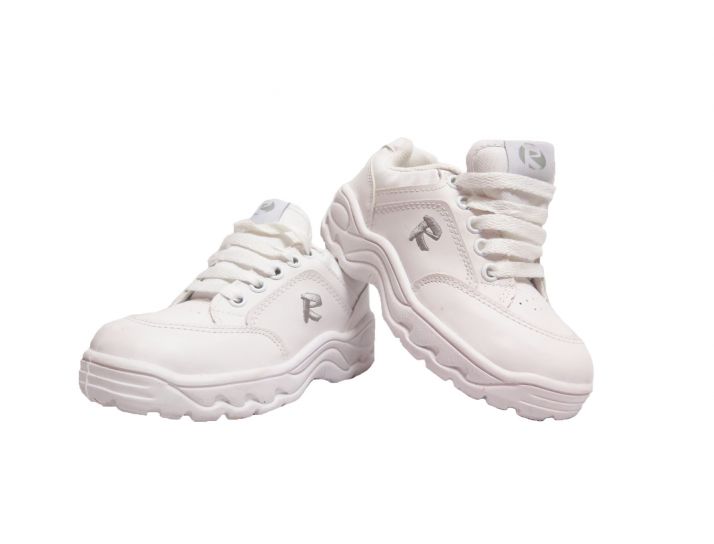 Zapatilla Cuerina Cordon base alta