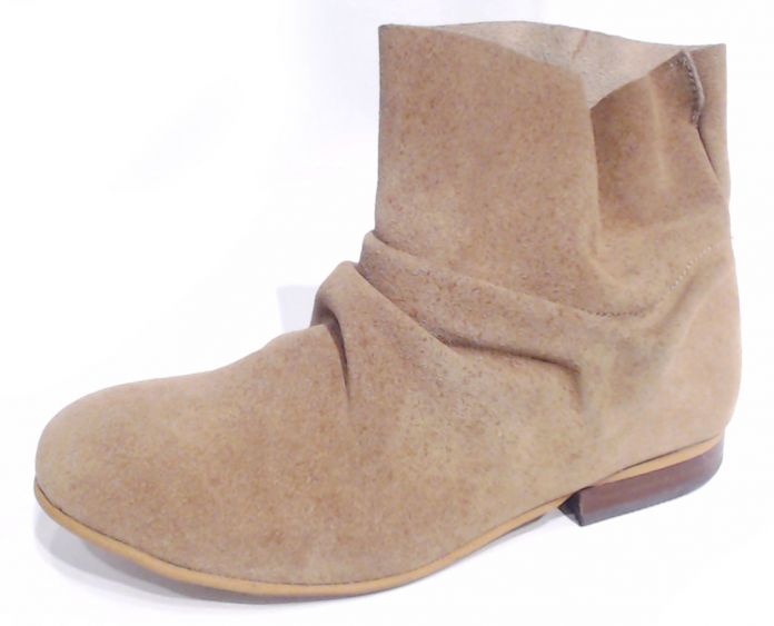 Bota Corta de Gamuza Arrugada