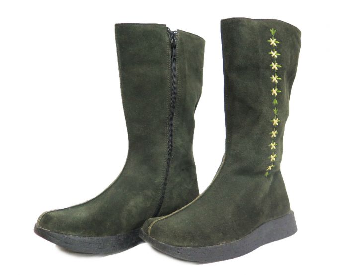 Bota Alta Gamuza cierre Flores Bordadas