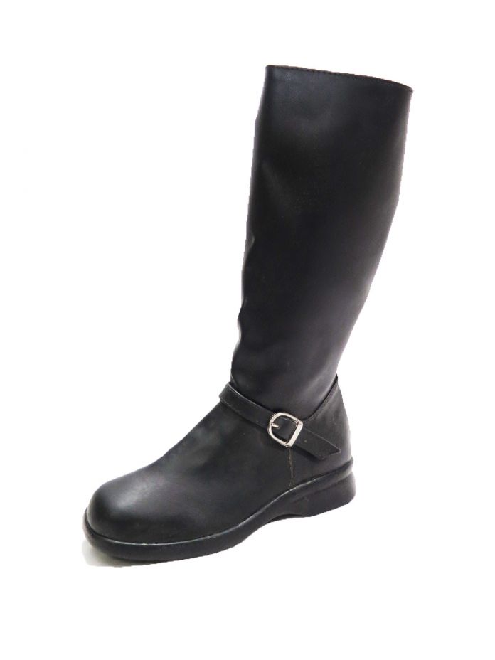 Bota de Caña Alta Cuerina Con Cierre y Hebilla