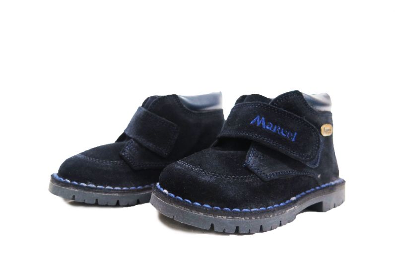 Bota de Gamuza Con Velcro Fray Mocho