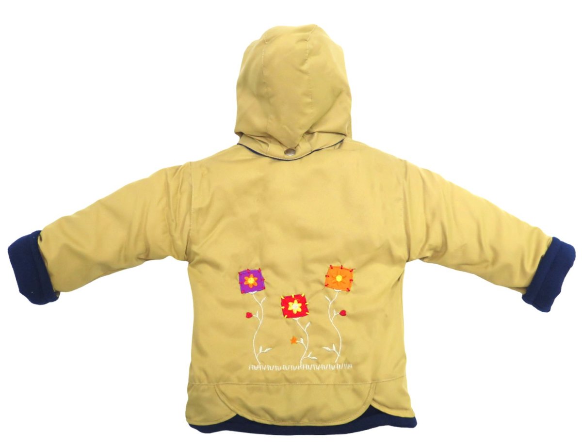 Campera con Capucha Desmontable de Gabardina Forrada en Polar y Flores Bordadas