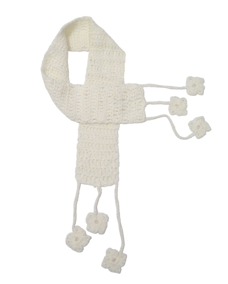 Bufanda Tejida con Flores Colgando