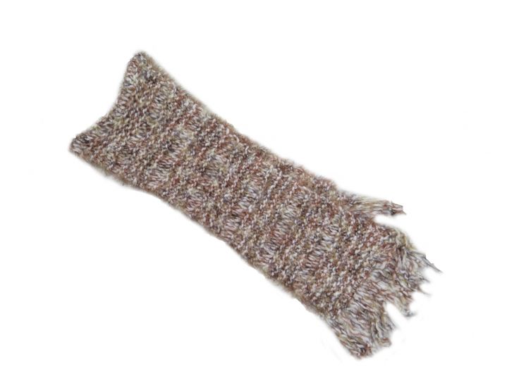 Bufanda Tejida Peluda con Flecos