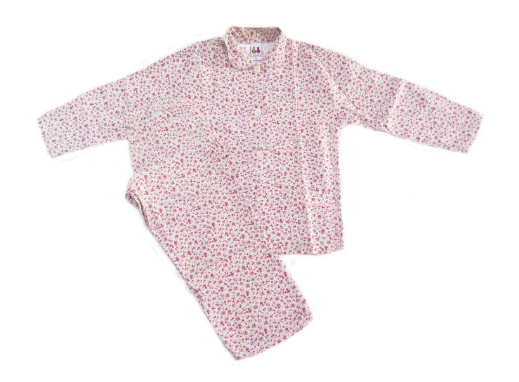 Pijama Invierno Viyela Boton Estampado Flores Ribete en el cuello