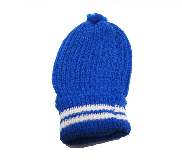 Gorro Tejido con Borla y Rayas