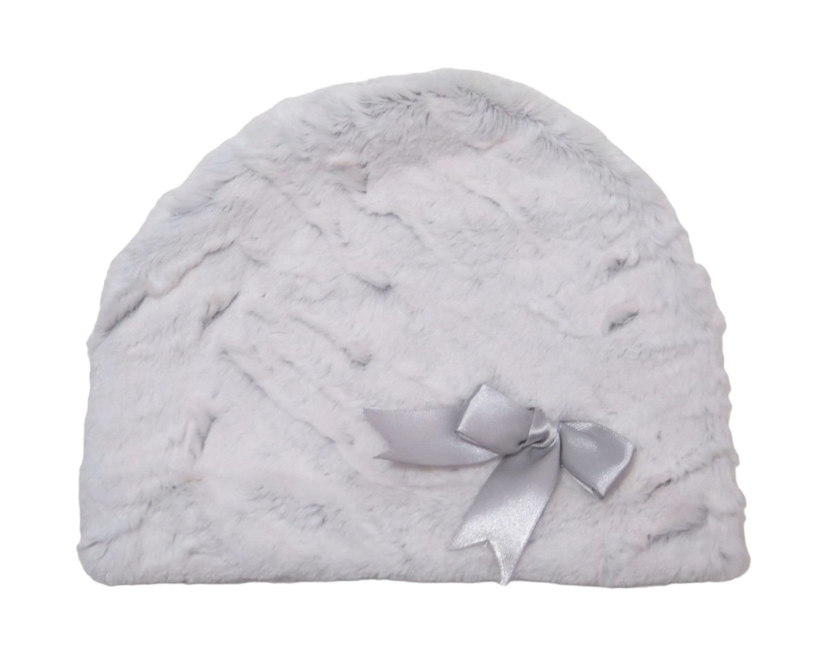 Gorro de Piel con Moño de Cinta