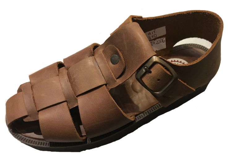 Sandalia Franciscana de Cuero con Hebilla