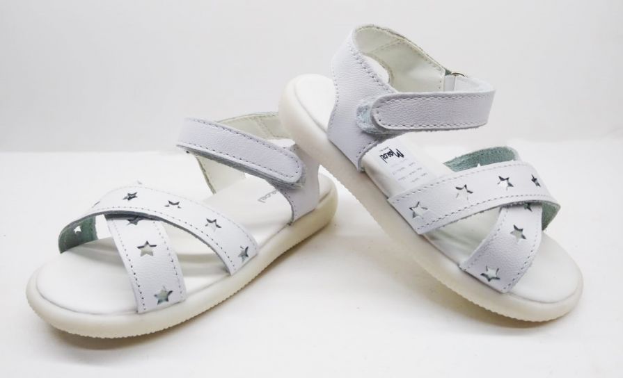 Sandalias de Cuero con Estrellas Caladas