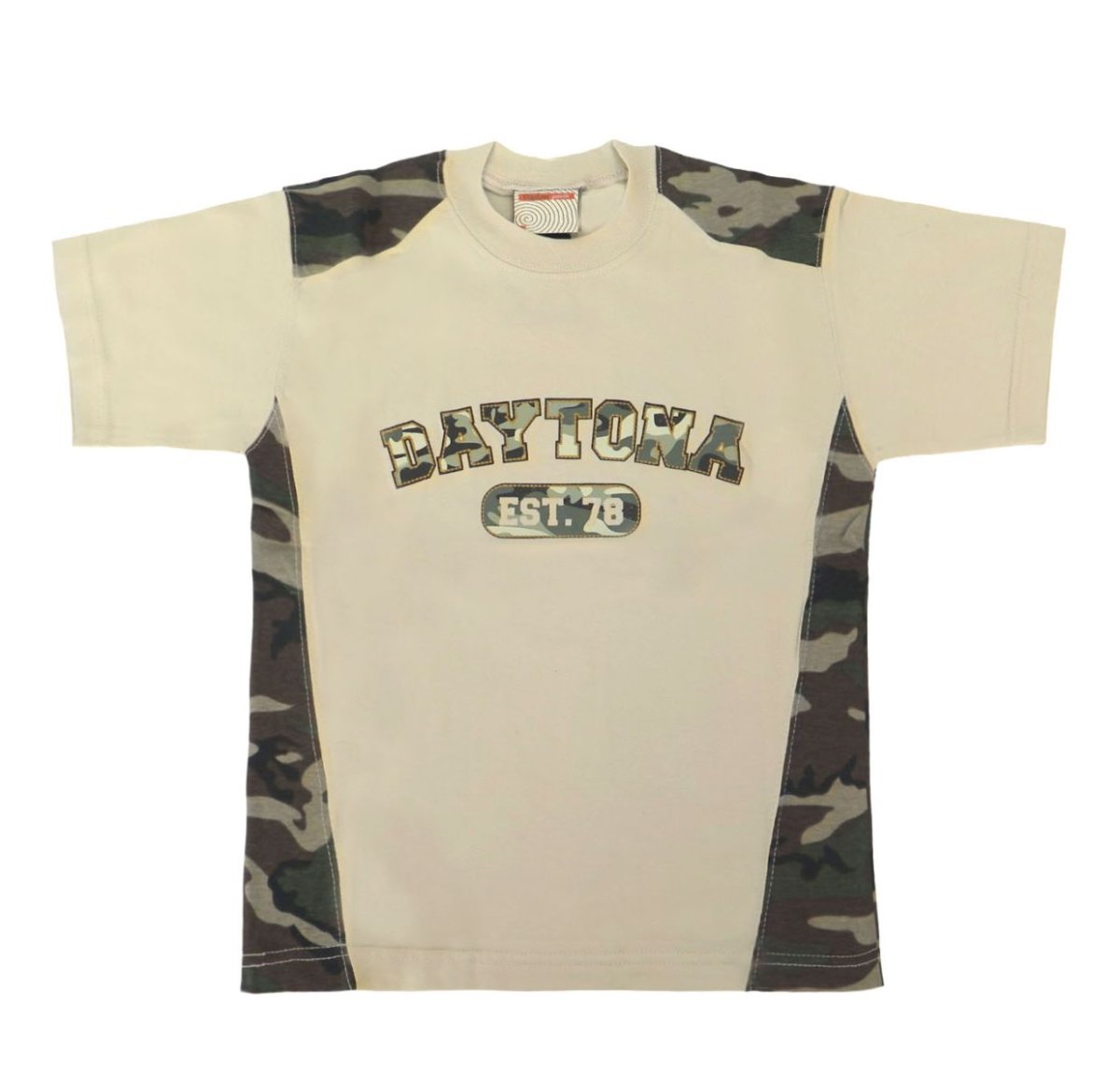 Remera Manga Corta Estampado Letras Camufladas