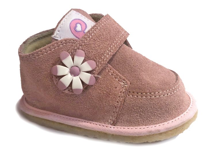 Bota gamuza y goma crepp para los primeros pasos integramente forrada.