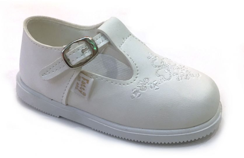 Guillermina Bordada con Hebilla Simil Cuero