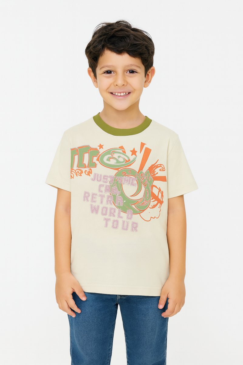 Remera Manga Corta Estampado Retro World Tour