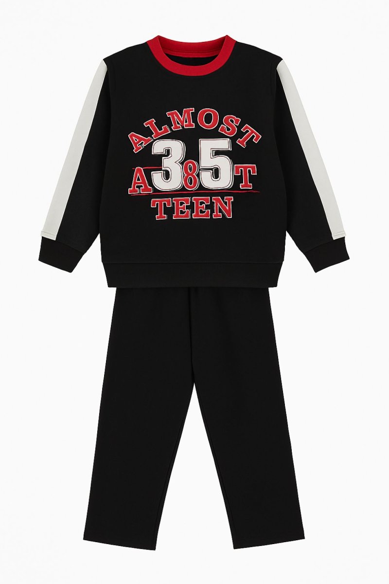 Conjunto Jogging Buzo Estampado Almost Teen 35 y Pantalon