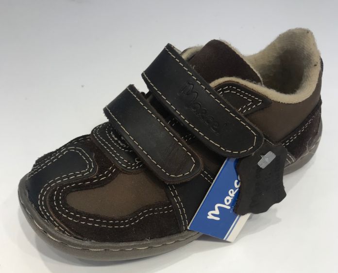 Zapatilla 2 Velcros Porter Cuero