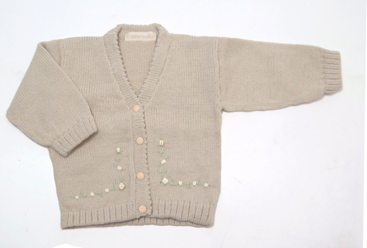 Saquito de Cashmilon Bordado  flores Rococo