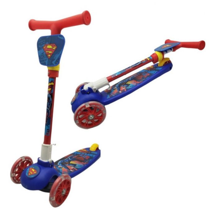 Monopatin 3 Ruedas Con Luz Plegable DC Superman