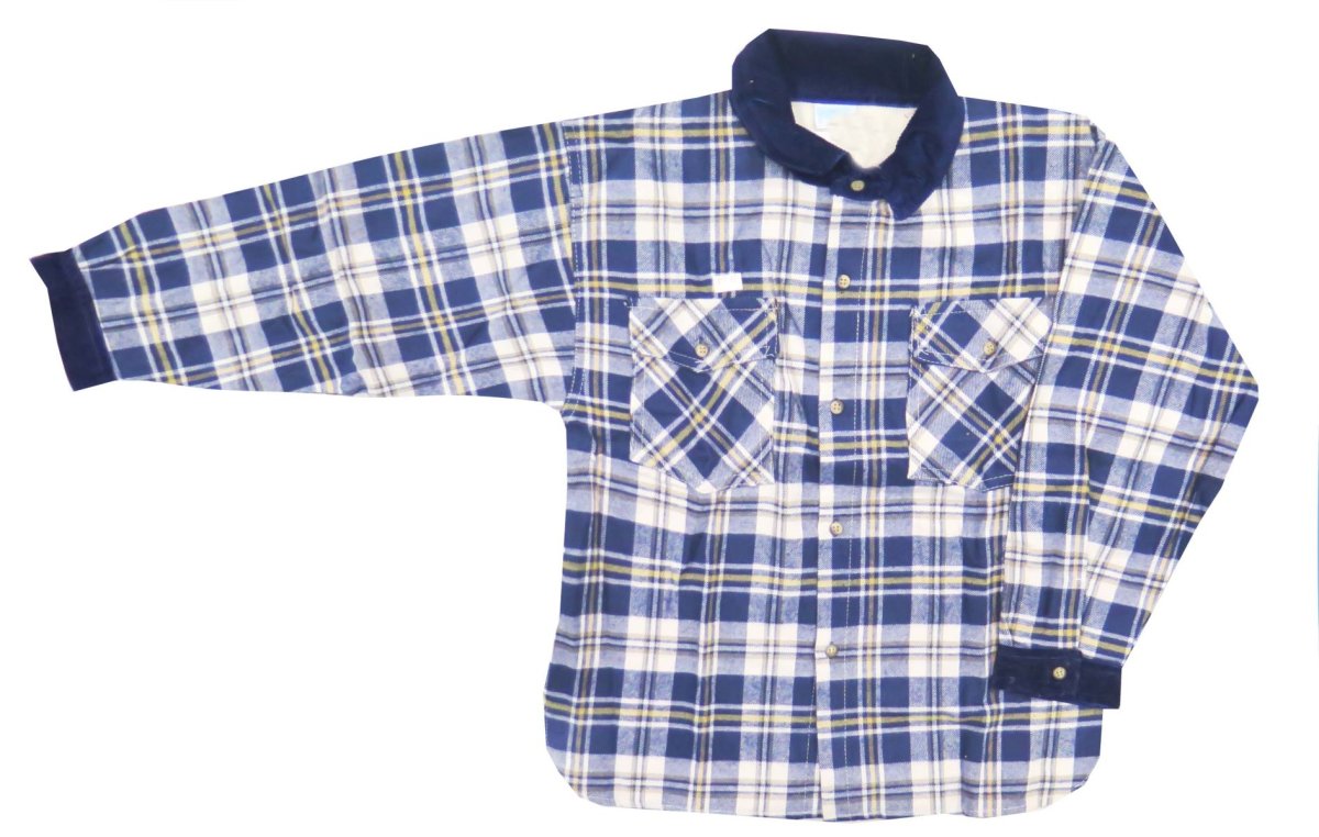 Camisaco estampado escoces con botones y cuello de corderoy