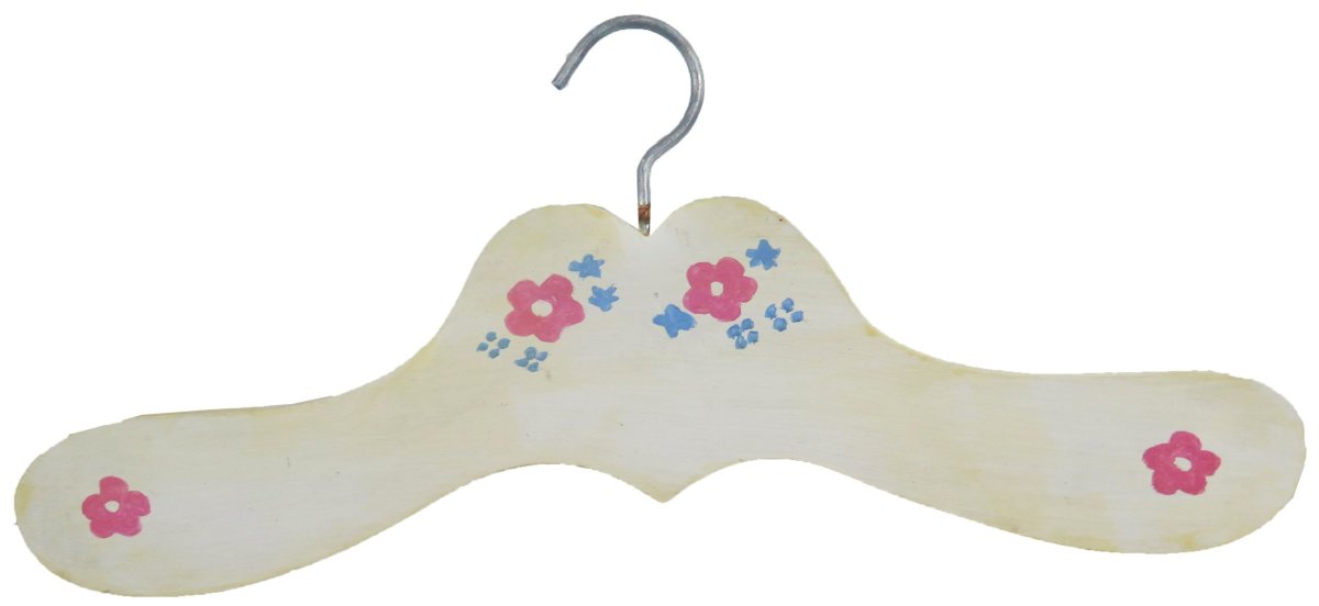 Percha de Madera Pintada - Con silueta de Corazon en el medio