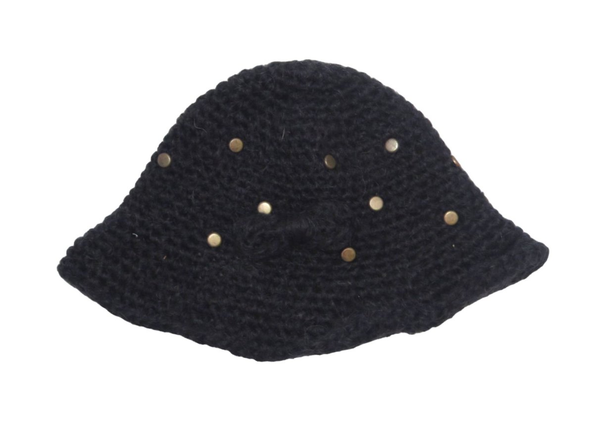 Gorro Al Crochet Con Tachas