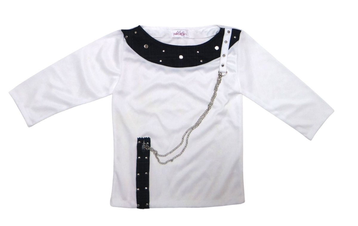 Remera chuchi c/detlle  en cuello de tachas y cadena. Yersey