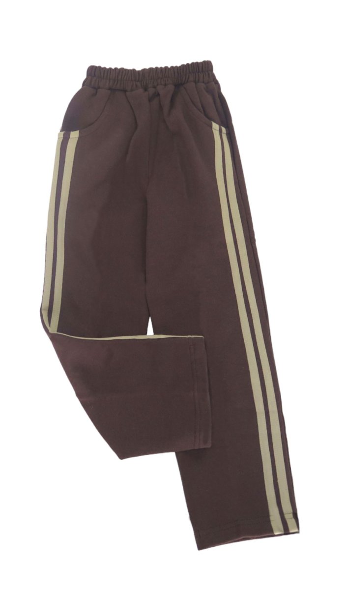 Pantalon Frizado con rayas tipo adidas y bolsillo. Recto