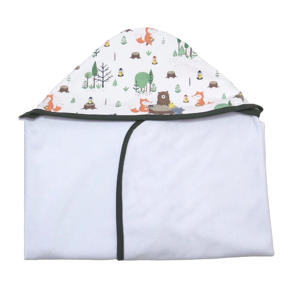 Toallon Con Capucha Central Estampada