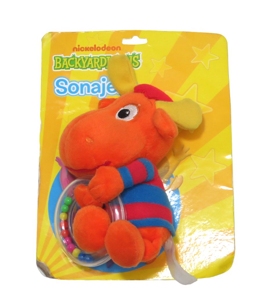 Peluche backyardigans con sonajero argolla plastica.