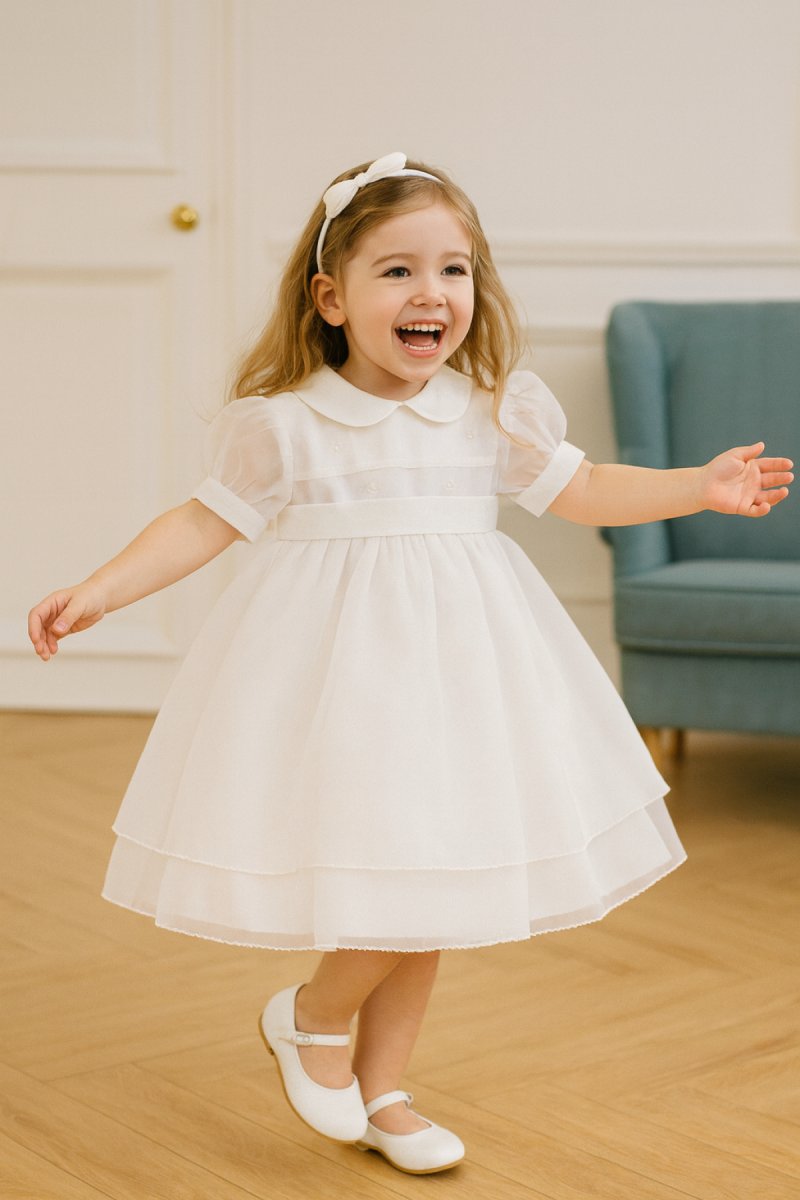 Vestido bautismo de gasa y pechera con razo y perlas Manga corta