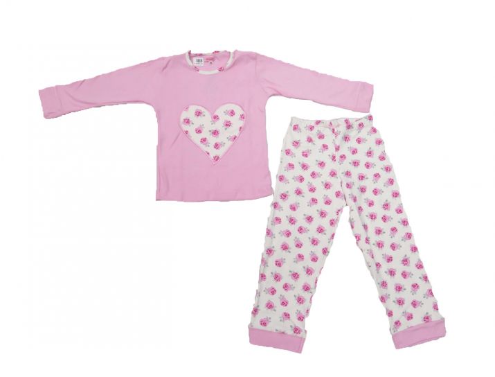 Pijama Invierno Remera Manga Larga Bordado Corazon con Flores y Pantalon