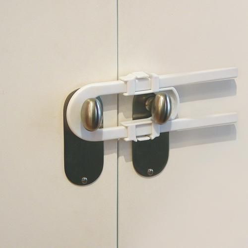Traba Puertas con manija. Abraza las manijas y traba la puerta. Ideal para armarios, placards, alacenas, etc.