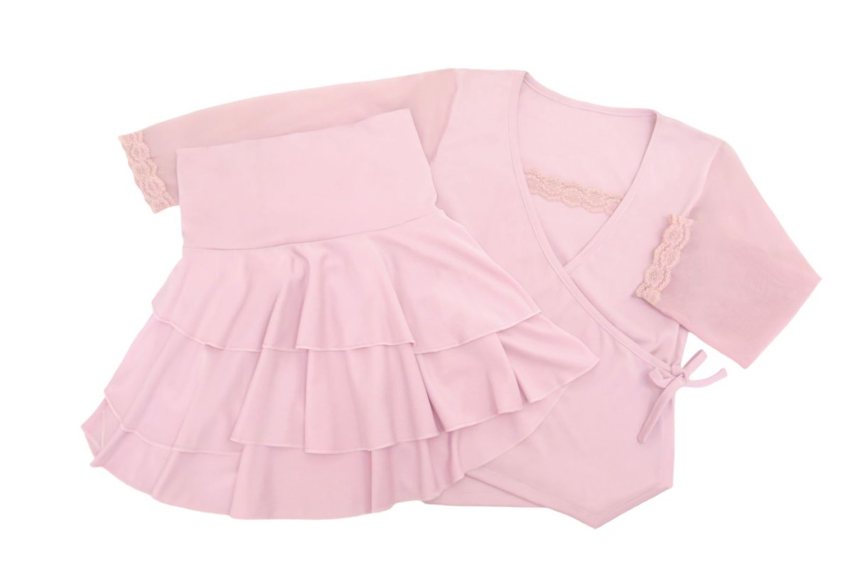 Conjunto Remera Manga Larga y Pollera Seda Fria