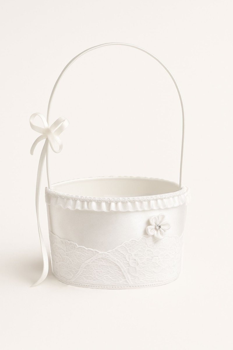 canasta comunion ovalada con puntilla y aplique de flor