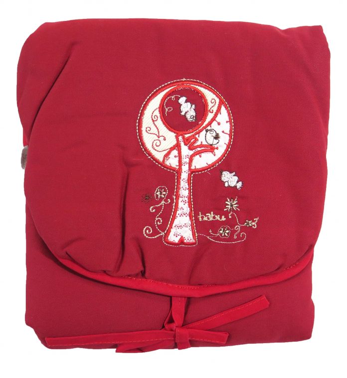 Cambiador de gabardina liso con bordado