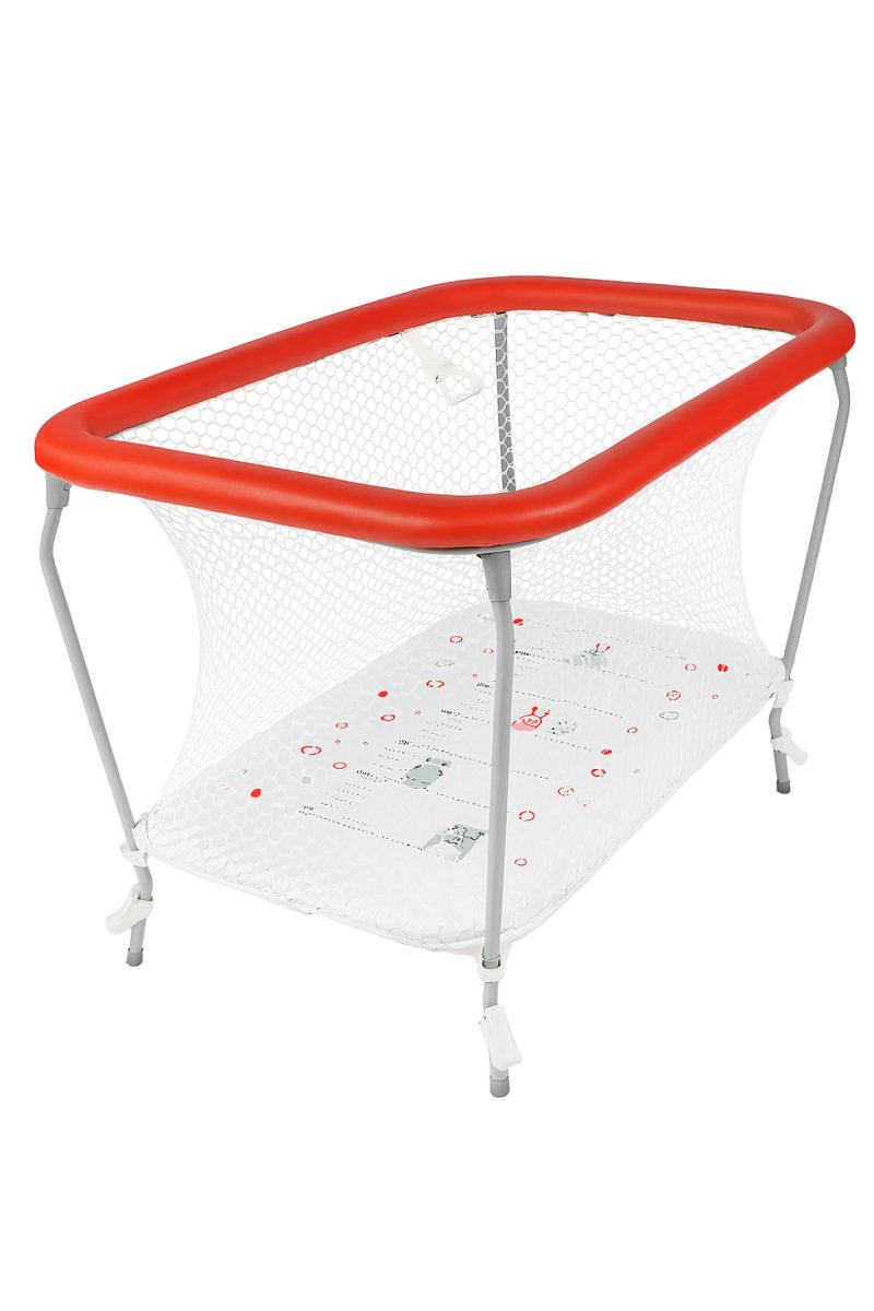 Corralito EURO con red hexagonal y trabas en las patas