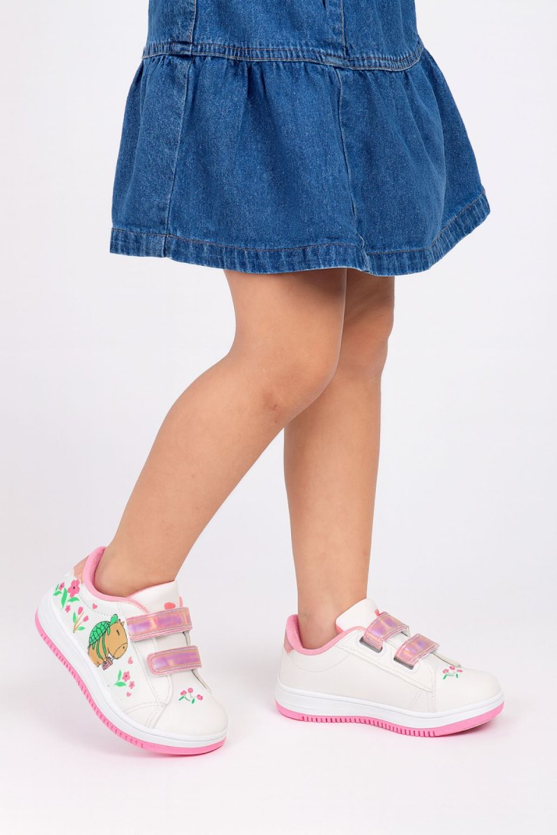 Zapatilla Cuerina Velcro Capibara con Flores