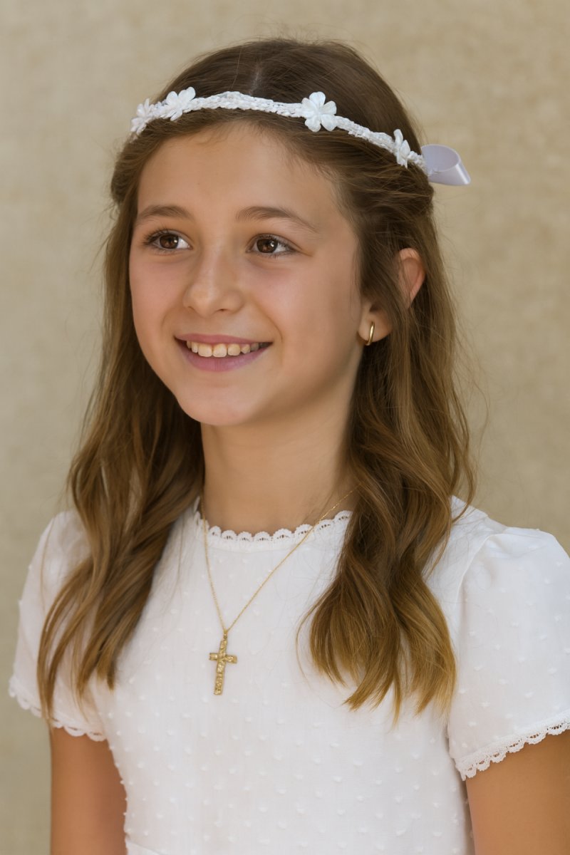 Corona Con Flores Encaje y Moño