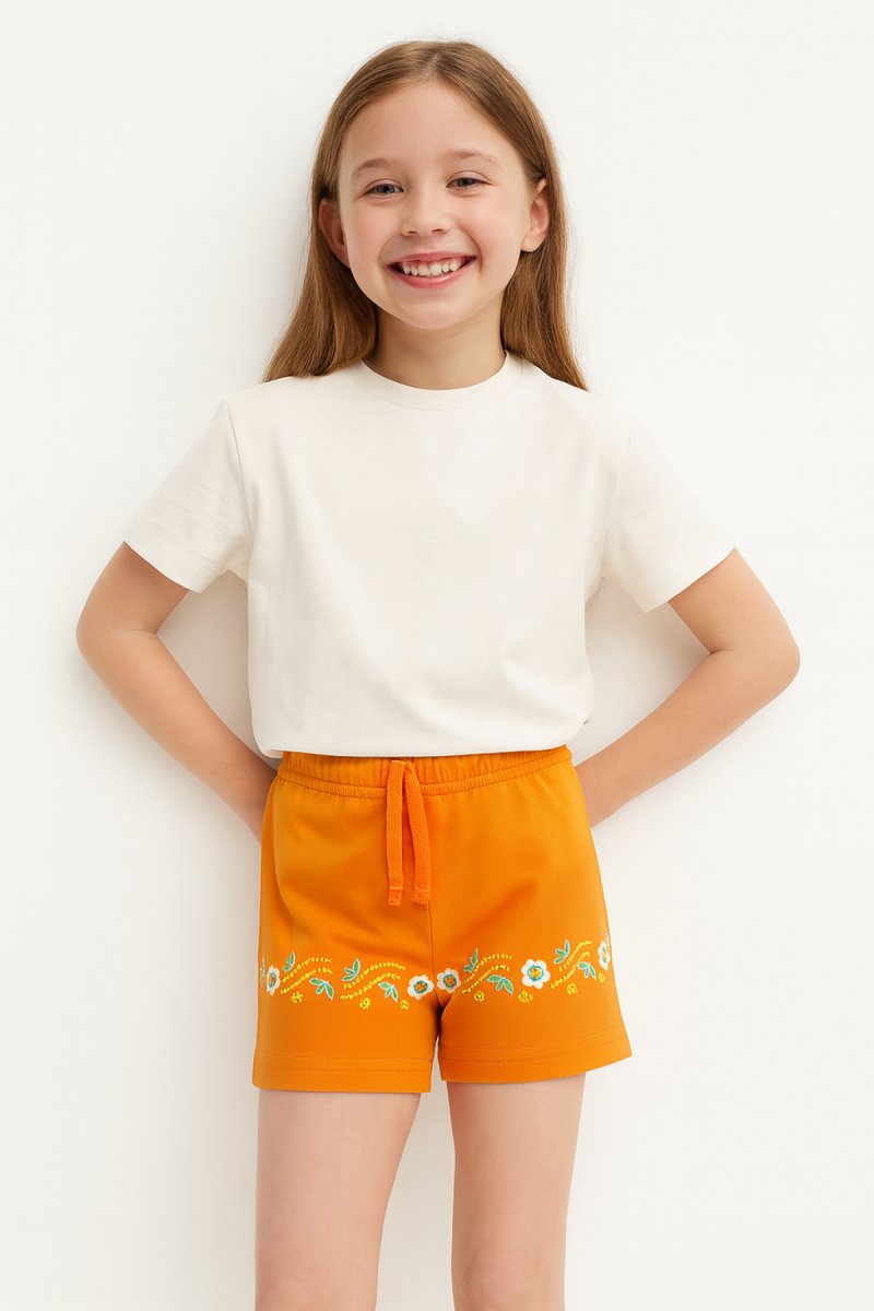 Short  Algodon Rustico Con Cintura Regulable Con Detalles En Flores